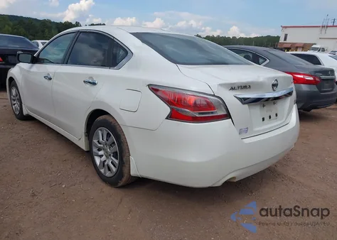 2015 Nissan Altima 2.5 S from USA, damaged, VIN 1N4AL3AP2FC176022